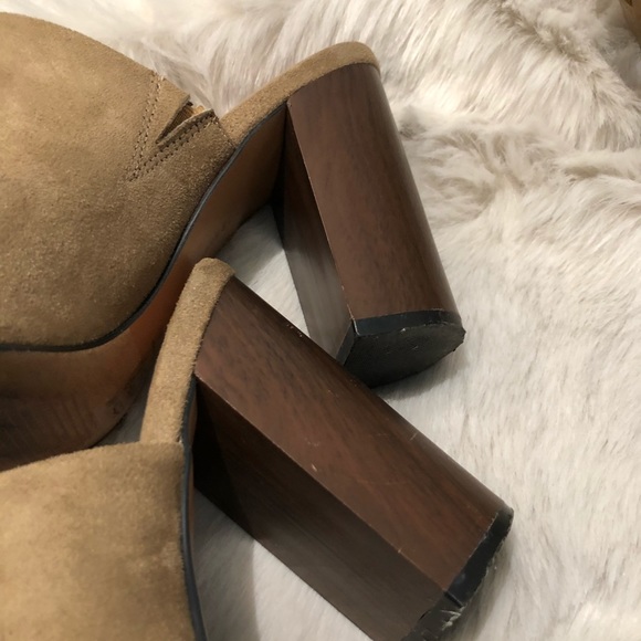 BCBG MaxAzria nude wooden-heel sandals - Picture 4 of 8